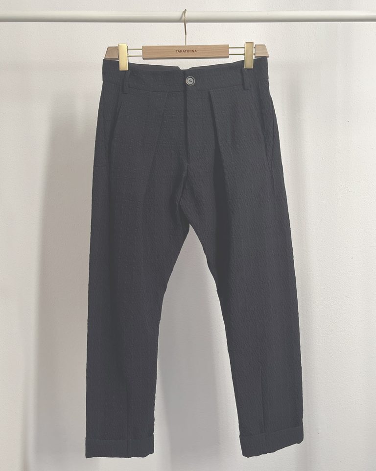 Pantalone con pinces