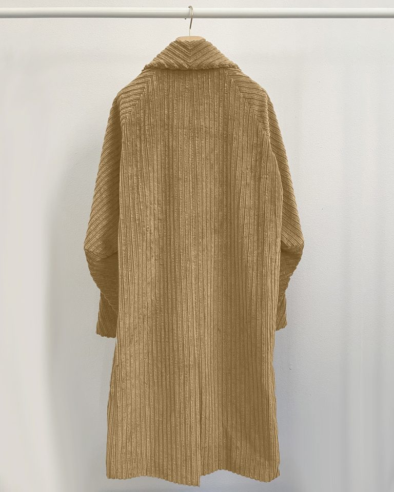 Cappotto doppiopetto in velluto - immagine 2